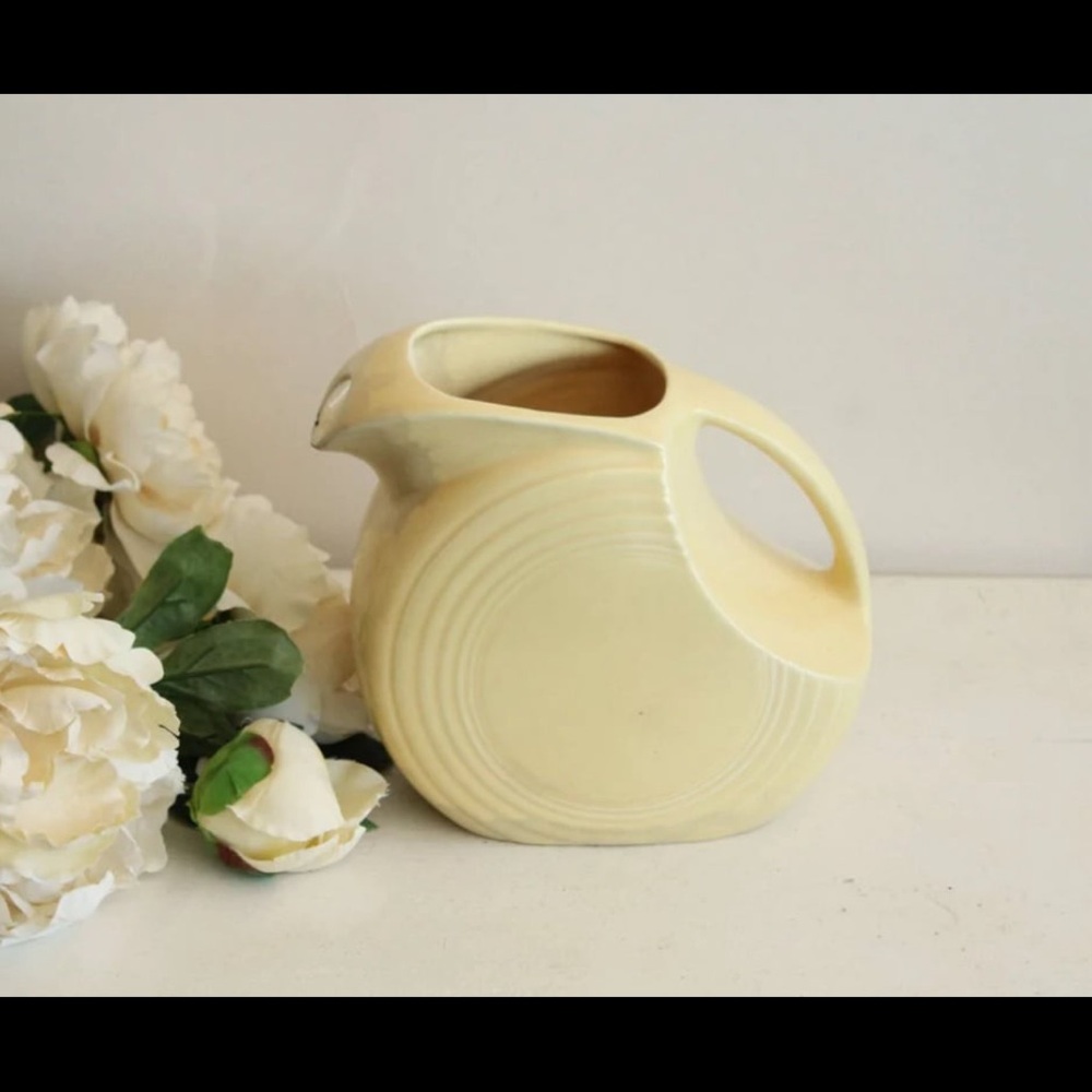 Fiestaware Butter Yellow Vintage Ceramic Pitcher large